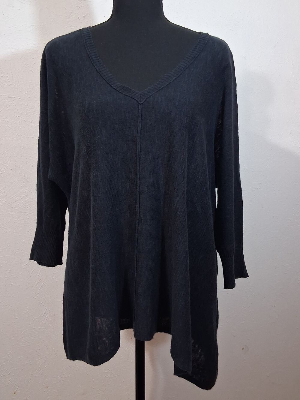 Eileen Fisher Organic Linen And Cotton Black V-Neck Lightweight Knit Blouse